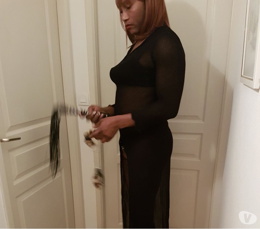 Belle black travestie sur La Rochelle